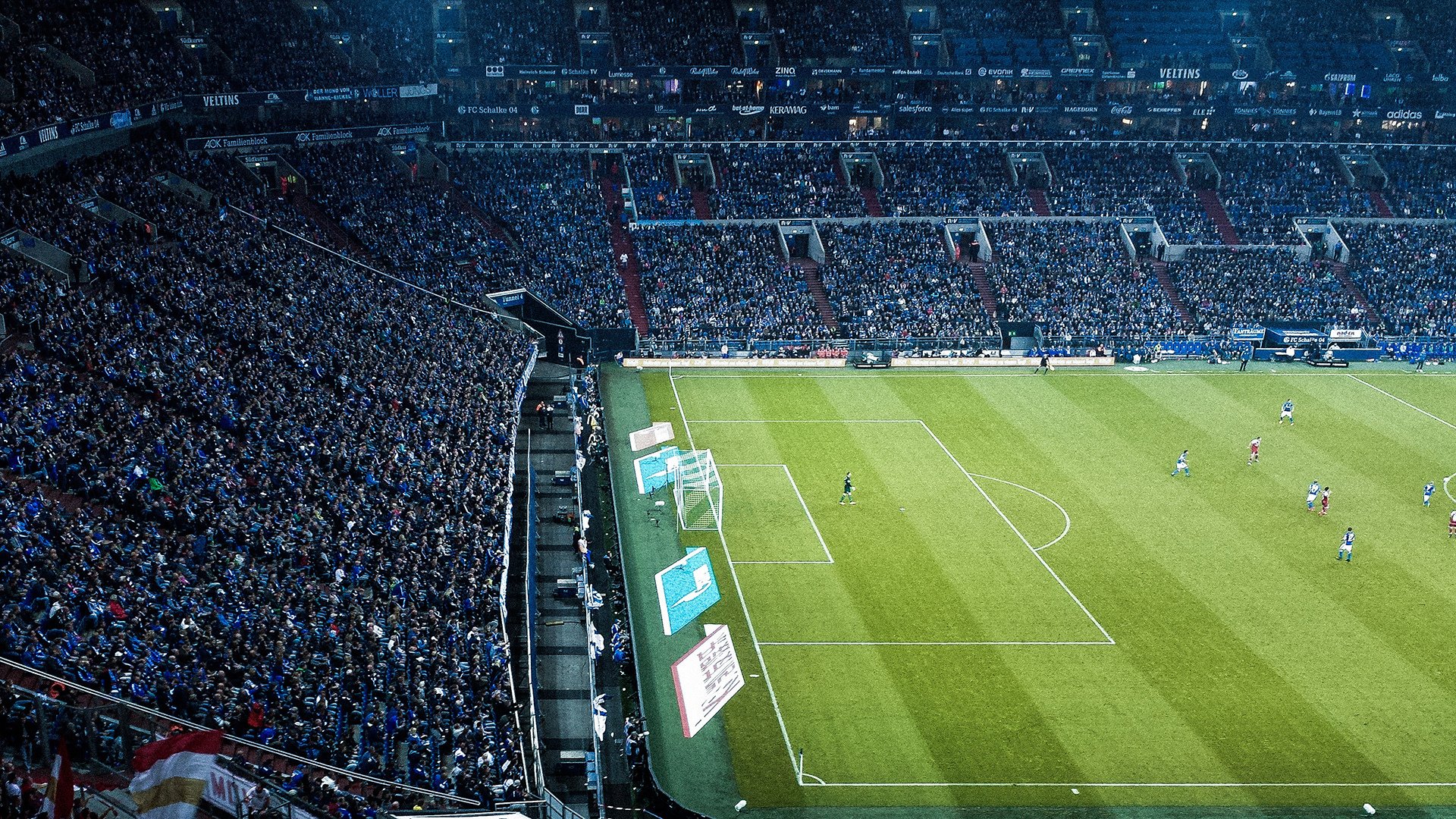 kering-中锋拿球区域是否决定中场支援速度，中锋拿不到球